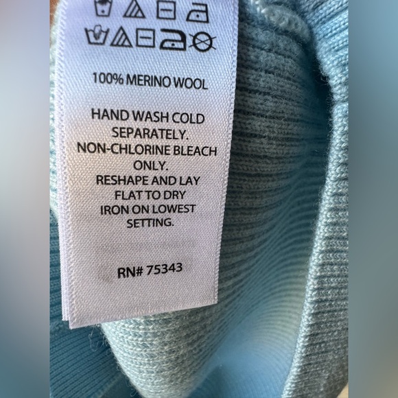 NWT JOIE V-Neck Ribbed Cardigan in 100% Merino Wool - Picture 4 of 11